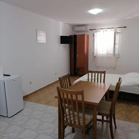 Apartmani Gajeta بيوغْغاد نا موغو المظهر الخارجي الصورة